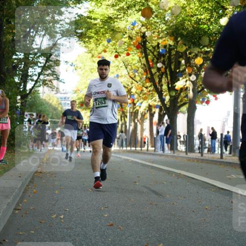 07.09.2025 - BARMER Alsterlauf Yannick Fuchs http://msf.ph/oto/8831160 07.09.2025 11:30:59 Laufen 4357, 1197, 1263 meine-sportfotos.de