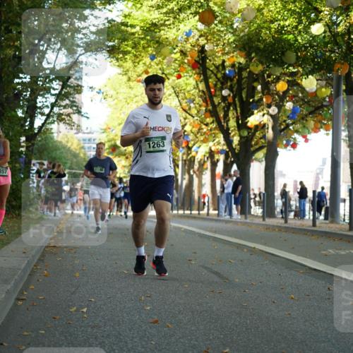 07.09.2025 - BARMER Alsterlauf Yannick Fuchs http://msf.ph/oto/8831162 07.09.2025 11:30:59 Laufen 4357, 24, 1263 meine-sportfotos.de