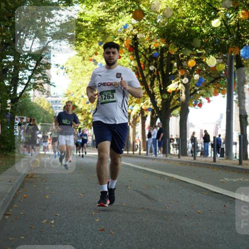 07.09.2025 - BARMER Alsterlauf Yannick Fuchs http://msf.ph/oto/8831164 07.09.2025 11:30:59 Laufen 4357, 1146, 24, 1263 meine-sportfotos.de