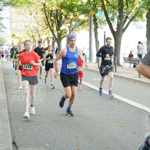 07.09.2025 - BARMER Alsterlauf Yannick Fuchs http://msf.ph/oto/8831242 07.09.2025 11:31:27 Laufen 1258, 8338, 1203, 12, 1209, 102 meine-sportfotos.de