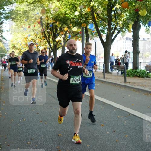 07.09.2025 - BARMER Alsterlauf Yannick Fuchs http://msf.ph/oto/8831256 07.09.2025 11:31:32 Laufen 8151, 8137, 1043, 27 meine-sportfotos.de