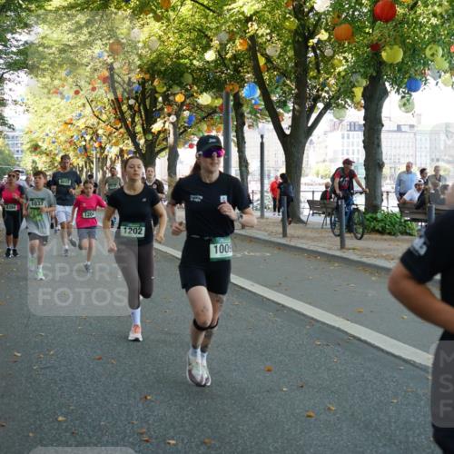 07.09.2025 - BARMER Alsterlauf Yannick Fuchs http://msf.ph/oto/8831286 07.09.2025 11:31:40 Laufen 8022, 8394, 1037, 1204, 1202, 1009, 147, 19, 1031 meine-sportfotos.de
