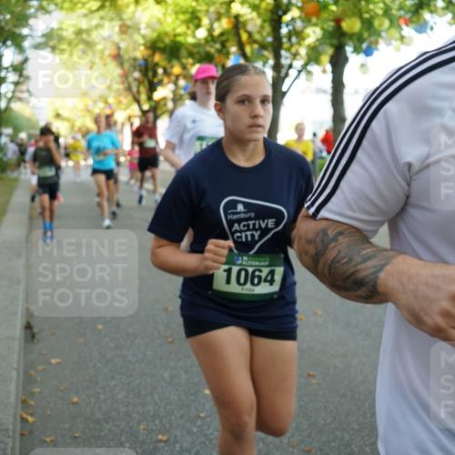 07.09.2025 - BARMER Alsterlauf Yannick Fuchs http://msf.ph/oto/8831314 07.09.2025 11:31:49 Laufen 1064, 8 meine-sportfotos.de