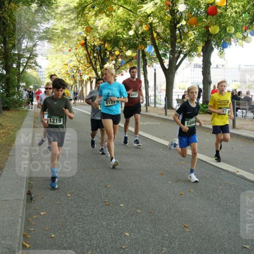 07.09.2025 - BARMER Alsterlauf Yannick Fuchs http://msf.ph/oto/8831317 07.09.2025 11:31:50 Laufen 1219, 8133, 8488, 1055, 821, 172 meine-sportfotos.de