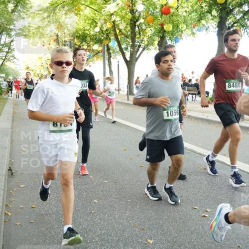 07.09.2025 - BARMER Alsterlauf Yannick Fuchs http://msf.ph/oto/8831325 07.09.2025 11:31:52 Laufen 19, 033, 1065, 815, 10, 1036, 1056, 8488 meine-sportfotos.de