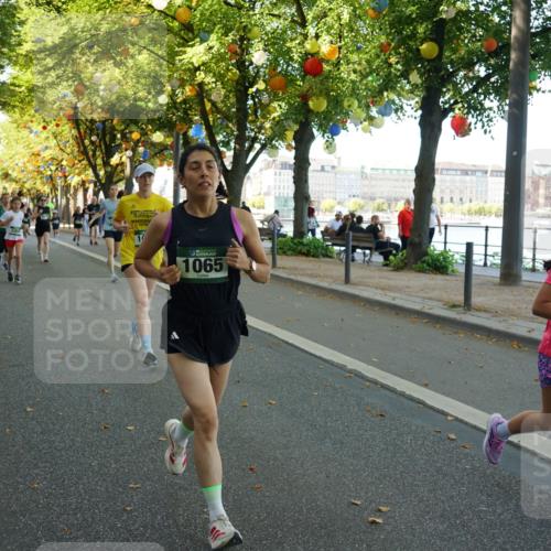 07.09.2025 - BARMER Alsterlauf Yannick Fuchs http://msf.ph/oto/8831332 07.09.2025 11:31:55 Laufen 1065, 10 meine-sportfotos.de