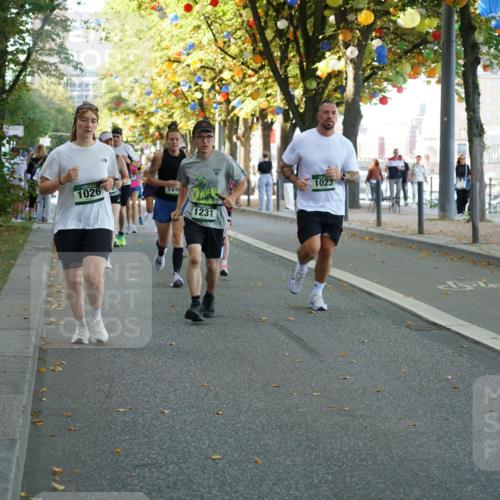 07.09.2025 - BARMER Alsterlauf Yannick Fuchs http://msf.ph/oto/8831362 07.09.2025 11:32:15 Laufen 1026, 120, 1231, 1023 meine-sportfotos.de