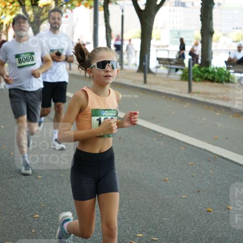 07.09.2025 - BARMER Alsterlauf Yannick Fuchs http://msf.ph/oto/8831396 07.09.2025 11:32:27 Laufen 8069, 36, 123 meine-sportfotos.de