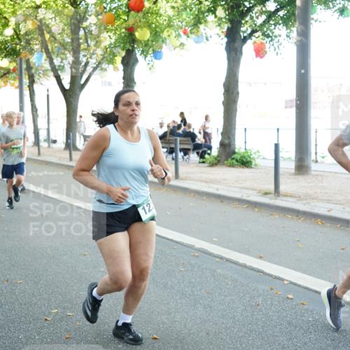 07.09.2025 - BARMER Alsterlauf Yannick Fuchs http://msf.ph/oto/8831411 07.09.2025 11:32:34 Laufen 218, 1010, 12, 109, 10 meine-sportfotos.de