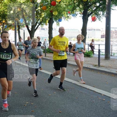 07.09.2025 - BARMER Alsterlauf Yannick Fuchs http://msf.ph/oto/8831424 07.09.2025 11:32:37 Laufen 8430, 1129, 1104, 1165, 1268, 1010, 114, 12 meine-sportfotos.de