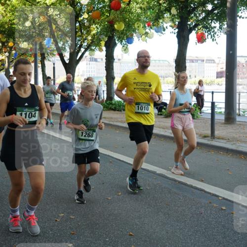 07.09.2025 - BARMER Alsterlauf Yannick Fuchs http://msf.ph/oto/8831425 07.09.2025 11:32:37 Laufen 8430, 1129, 1104, 1165, 1268, 10, 1010 meine-sportfotos.de