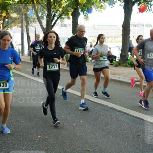 07.09.2025 - BARMER Alsterlauf Yannick Fuchs http://msf.ph/oto/8831434 07.09.2025 11:32:40 Laufen 1214, 201, 8430, 8198, 1217, 1132, 12, 1244, 1165 meine-sportfotos.de