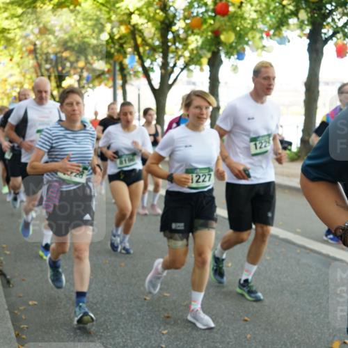 07.09.2025 - BARMER Alsterlauf Yannick Fuchs http://msf.ph/oto/8831441 07.09.2025 11:32:42 Laufen 1227, 1229 meine-sportfotos.de