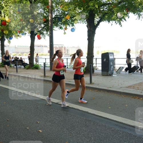 07.09.2025 - BARMER Alsterlauf Yannick Fuchs http://msf.ph/oto/8831458 07.09.2025 11:32:48 Laufen 1184, 1089, 8475 meine-sportfotos.de