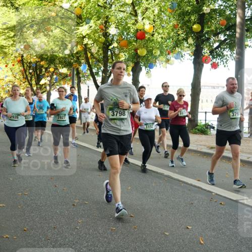 07.09.2025 - BARMER Alsterlauf Yannick Fuchs http://msf.ph/oto/8831478 07.09.2025 11:32:55 Laufen 1240, 2926, 8324, 1235, 2927, 3798, 1152, 114, 1075, 3797 meine-sportfotos.de