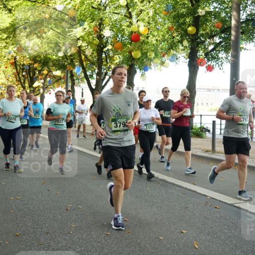 07.09.2025 - BARMER Alsterlauf Yannick Fuchs http://msf.ph/oto/8831479 07.09.2025 11:32:55 Laufen 1235, 2926, 1240, 3324, 2927, 379, 1152, 075, 1141, 797 meine-sportfotos.de