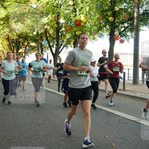 07.09.2025 - BARMER Alsterlauf Yannick Fuchs http://msf.ph/oto/8831481 07.09.2025 11:32:56 Laufen 1240, 2926, 1235, 1230, 2927, 5750, 1152, 114, 1075, 3797 meine-sportfotos.de