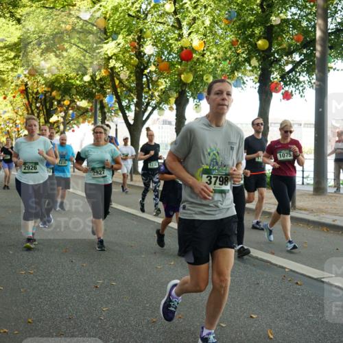 07.09.2025 - BARMER Alsterlauf Yannick Fuchs http://msf.ph/oto/8831482 07.09.2025 11:32:56 Laufen 1240, 2926, 24, 1235, 2927, 1230, 3798, 10, 1075, 3797 meine-sportfotos.de