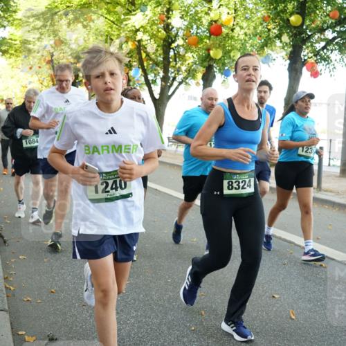 07.09.2025 - BARMER Alsterlauf Yannick Fuchs http://msf.ph/oto/8831490 07.09.2025 11:32:58 Laufen 1084, 136, 1240, 8324, 123, 1230 meine-sportfotos.de