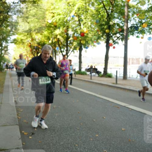 07.09.2025 - BARMER Alsterlauf Yannick Fuchs http://msf.ph/oto/8831498 07.09.2025 11:33:00 Laufen 1084 meine-sportfotos.de