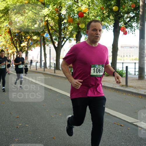 07.09.2025 - BARMER Alsterlauf Yannick Fuchs http://msf.ph/oto/8831516 07.09.2025 11:33:06 Laufen 8472, 4056, 8473, 1060 meine-sportfotos.de