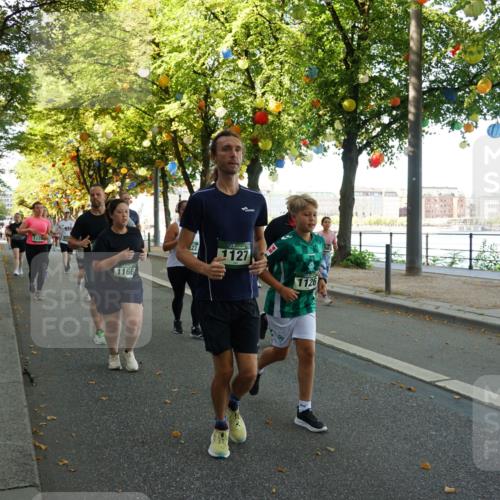 07.09.2025 - BARMER Alsterlauf Yannick Fuchs http://msf.ph/oto/8831547 07.09.2025 11:33:19 Laufen 1166, 1127, 1126 meine-sportfotos.de