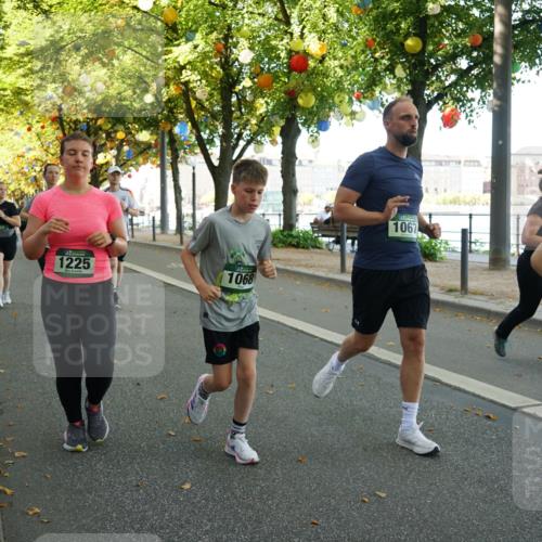 07.09.2025 - BARMER Alsterlauf Yannick Fuchs http://msf.ph/oto/8831556 07.09.2025 11:33:22 Laufen 300, 1225, 1068, 1067 meine-sportfotos.de