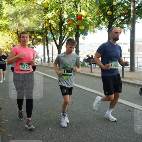 07.09.2025 - BARMER Alsterlauf Yannick Fuchs http://msf.ph/oto/8831557 07.09.2025 11:33:22 Laufen 1225, 1068, 10, 1067 meine-sportfotos.de