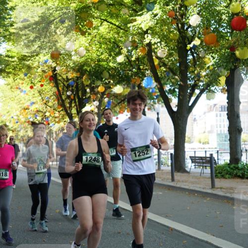 07.09.2025 - BARMER Alsterlauf Yannick Fuchs http://msf.ph/oto/8831617 07.09.2025 11:33:50 Laufen 1018, 51, 1248, 814, 1252 meine-sportfotos.de