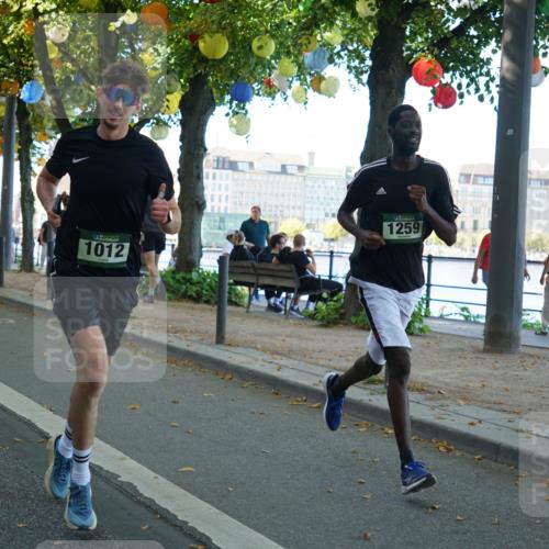 07.09.2025 - BARMER Alsterlauf Yannick Fuchs http://msf.ph/oto/8831645 07.09.2025 11:34:21 Laufen 1012, 1259 meine-sportfotos.de