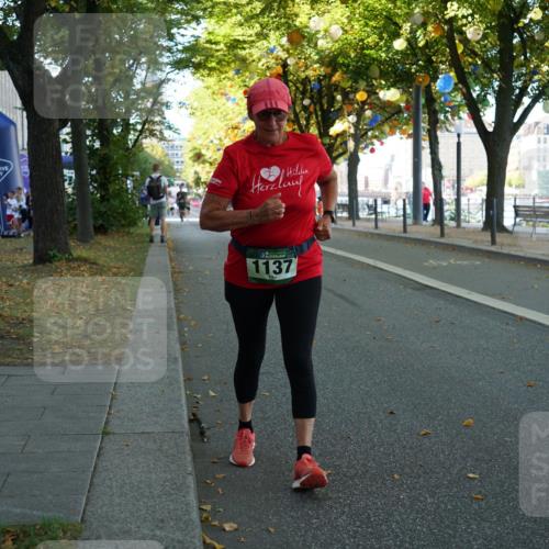 07.09.2025 - BARMER Alsterlauf Yannick Fuchs http://msf.ph/oto/8831654 07.09.2025 11:34:38 Laufen 1137 meine-sportfotos.de