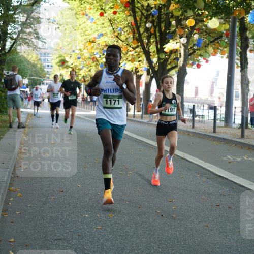 07.09.2025 - BARMER Alsterlauf Yannick Fuchs http://msf.ph/oto/8831665 07.09.2025 11:34:51 Laufen 1091, 1171, 191 meine-sportfotos.de