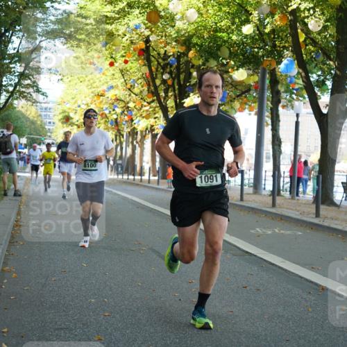 07.09.2025 - BARMER Alsterlauf Yannick Fuchs http://msf.ph/oto/8831674 07.09.2025 11:34:55 Laufen 8100, 1091 meine-sportfotos.de