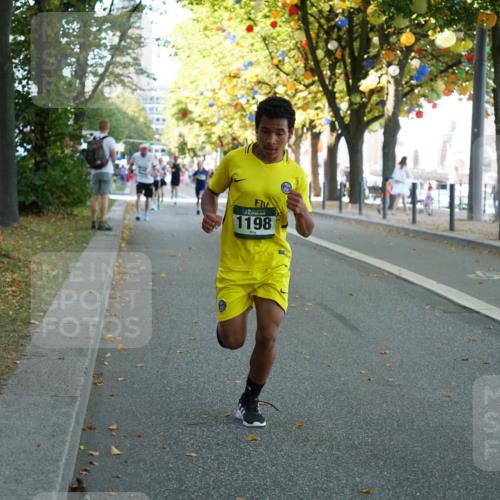 07.09.2025 - BARMER Alsterlauf Yannick Fuchs http://msf.ph/oto/8831685 07.09.2025 11:35:01 Laufen 1198 meine-sportfotos.de