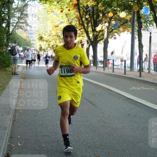 07.09.2025 - BARMER Alsterlauf Yannick Fuchs http://msf.ph/oto/8831687 07.09.2025 11:35:02 Laufen 1198 meine-sportfotos.de