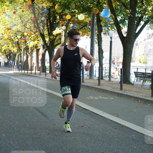 07.09.2025 - BARMER Alsterlauf Yannick Fuchs http://msf.ph/oto/8831711 07.09.2025 11:35:12 Laufen 8486, 1063 meine-sportfotos.de
