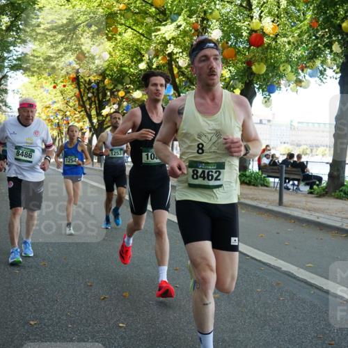 07.09.2025 - BARMER Alsterlauf Yannick Fuchs http://msf.ph/oto/8831727 07.09.2025 11:35:19 Laufen 1253, 10, 8486, 1254, 8, 8462 meine-sportfotos.de