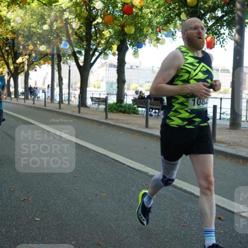07.09.2025 - BARMER Alsterlauf Yannick Fuchs http://msf.ph/oto/8831744 07.09.2025 11:35:24 Laufen 92, 1224, 1024, 1082 meine-sportfotos.de