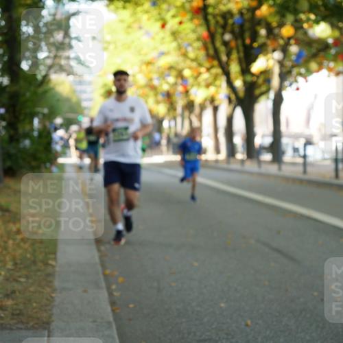 07.09.2025 - BARMER Alsterlauf Yannick Fuchs http://msf.ph/oto/8831782 07.09.2025 11:35:41 Laufen  meine-sportfotos.de