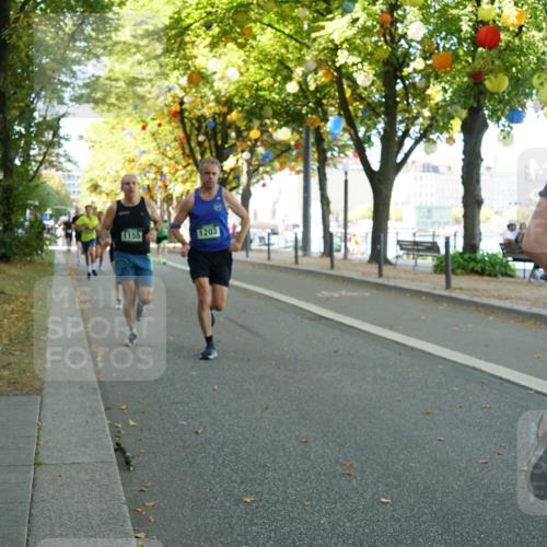 07.09.2025 - BARMER Alsterlauf Yannick Fuchs http://msf.ph/oto/8831801 07.09.2025 11:35:47 Laufen 1155, 1203 meine-sportfotos.de