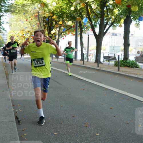 07.09.2025 - BARMER Alsterlauf Yannick Fuchs http://msf.ph/oto/8831818 07.09.2025 11:35:51 Laufen 1015, 1233, 8323 meine-sportfotos.de