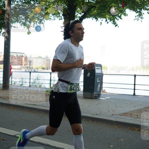 07.09.2025 - BARMER Alsterlauf Yannick Fuchs http://msf.ph/oto/8831843 07.09.2025 11:36:00 Laufen 846 meine-sportfotos.de