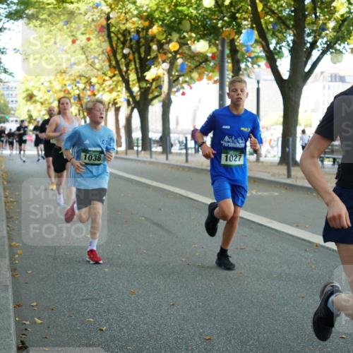 07.09.2025 - BARMER Alsterlauf Yannick Fuchs http://msf.ph/oto/8831855 07.09.2025 11:36:06 Laufen 1038, 1027, 135, 8151 meine-sportfotos.de