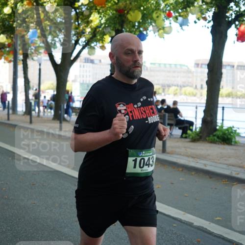 07.09.2025 - BARMER Alsterlauf Yannick Fuchs http://msf.ph/oto/8831866 07.09.2025 11:36:10 Laufen 36, 1043 meine-sportfotos.de