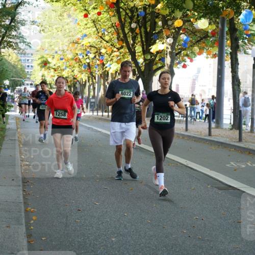 07.09.2025 - BARMER Alsterlauf Yannick Fuchs http://msf.ph/oto/8831904 07.09.2025 11:36:26 Laufen 1031, 1258, 8022, 1202 meine-sportfotos.de