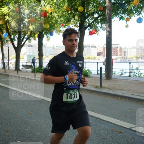 07.09.2025 - BARMER Alsterlauf Yannick Fuchs http://msf.ph/oto/8831923 07.09.2025 11:36:32 Laufen 29, 1031 meine-sportfotos.de
