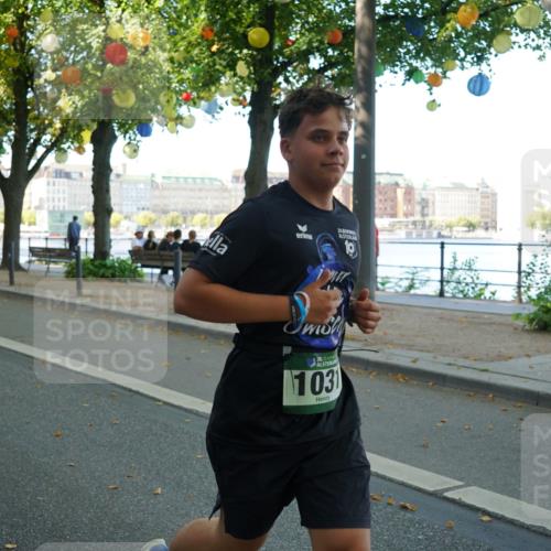 07.09.2025 - BARMER Alsterlauf Yannick Fuchs http://msf.ph/oto/8831924 07.09.2025 11:36:32 Laufen 35, 1031 meine-sportfotos.de