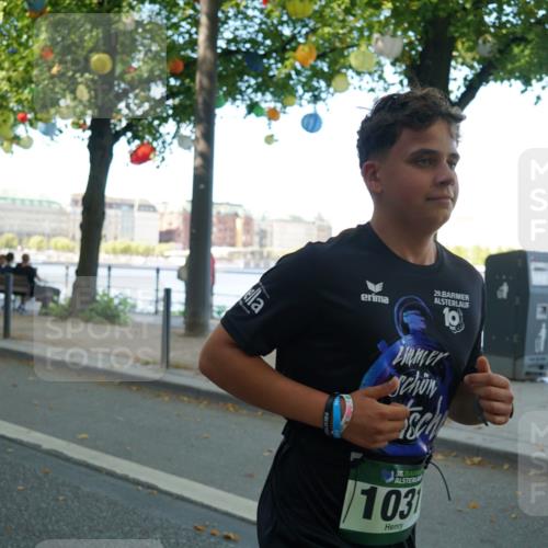 07.09.2025 - BARMER Alsterlauf Yannick Fuchs http://msf.ph/oto/8831926 07.09.2025 11:36:32 Laufen 29, 10, 36, 103 meine-sportfotos.de