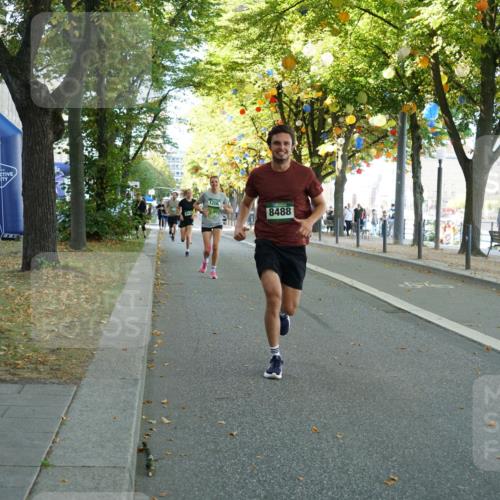 07.09.2025 - BARMER Alsterlauf Yannick Fuchs http://msf.ph/oto/8831931 07.09.2025 11:36:35 Laufen 1206, 8488 meine-sportfotos.de