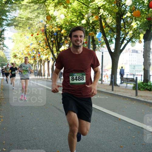 07.09.2025 - BARMER Alsterlauf Yannick Fuchs http://msf.ph/oto/8831932 07.09.2025 11:36:35 Laufen 1206, 8488 meine-sportfotos.de